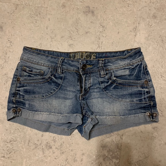Truce Stretch Jean Shorts! - Picture 1 of 2
